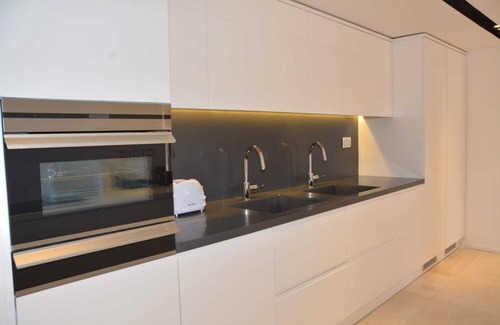 Eilat Apartment | Renovated 3 Bedroom - Residence with pool - AMDAR