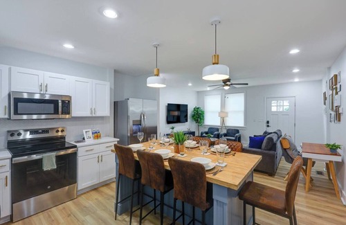 State Park House | Renovated 3BR/2BA - FT Jackson