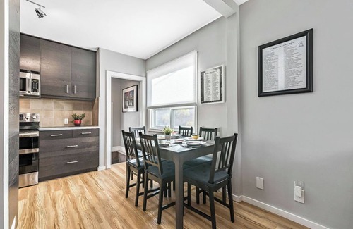 Bridgeland House | Renovated 3BR Character Home in the heart of Calgary