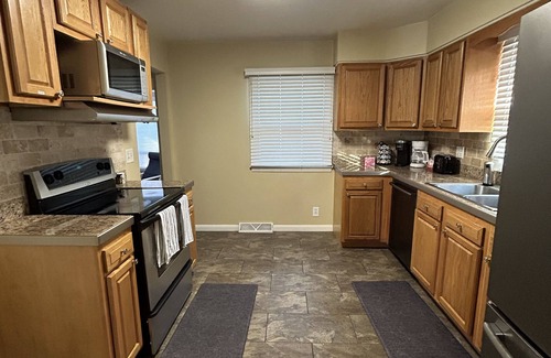 Madison House | Renovated 4 BR Home Near Madison