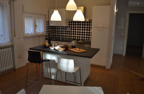 Assisi Apartment | Renovated apartment a stone's throw from the center of Assisi-up to 6 people
