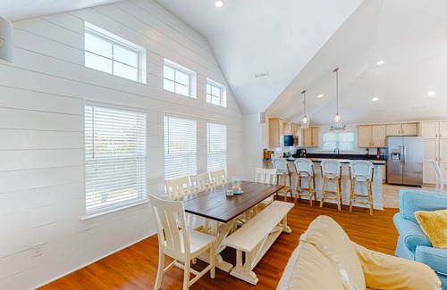 Sandbridge House | Renovated canal home with private pool, dock, roof deck, ocean/bay view, wet bar