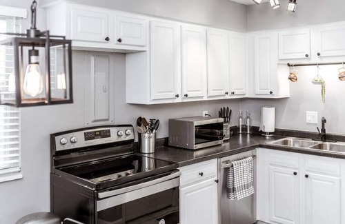 German Village Apartment | Renovated Central C❤German Village/Children's Hospital