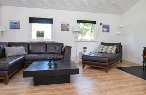 Juelsminde House | Renovated Cottage in Juelsminde - By Traum Ferienwohnungen