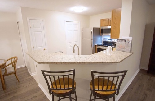Southside Condo | Renovated Ground Floor Condo! Close to Mayo, Beaches, Town Center.