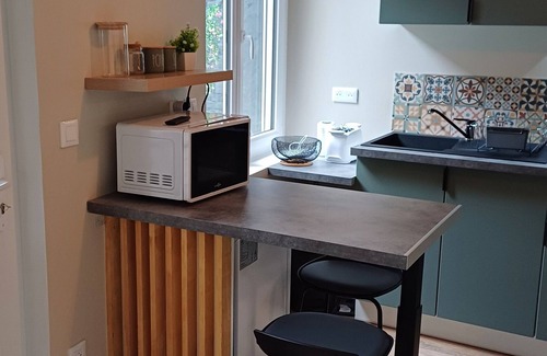 Saint-Omer Apartment | Renovated ground-floor apartment with outdoor spa. Sleeps 4.