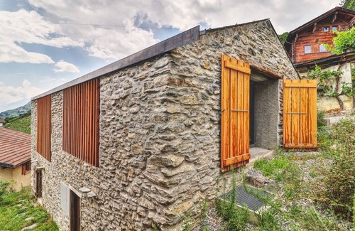 Chermignon House | Renovated Historic Barn in Mountain Village