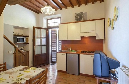 Montecastelli House | Renovated farmhouse with 7 apartments in the center of Tuscany.