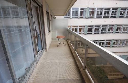 Quartier de l'Ecole-Militaire Apartment | Renovated Large Studio Apartment with balcony/terrace close to UNESCO, Invalides