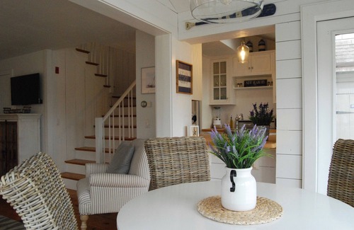 Mashpee Cottage | Renovated Nantucket Style Cottage-Ocean Views-Steps to Private Beach-CENTRAL AC!