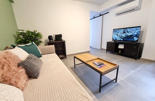 Almeria Centro Apartment | Renovated Penthouse in the historic center, 100 meters from the Cathedral!