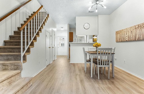 Plano Apartment | Renovated Plano Condo 2 BR