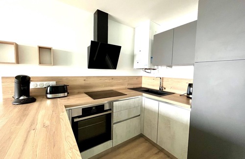 Bourgenay Apartment | Renovated studio facing the main beach in Les Sables d'Olonne