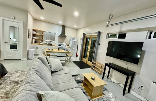 Lemon Grove Apartment | Renovated studio 15 minutes from downtown San Diego