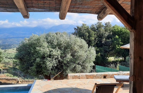 Katochori House | Renovated traditional house with swimming pool