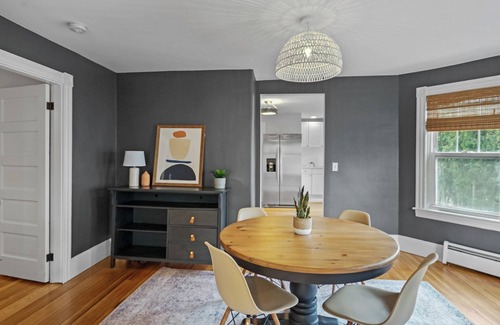 Warren House | Renovated Water Haus ⎥ +8 beds ⎥ Historic Waterfrontnn