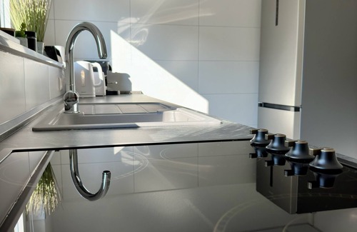 Minden Apartment | Renovierte & Voll Möblierte Wohnung für 7 Personen