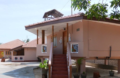 Pesalai House | rent a PL VILLAS with 7 air conditioning rooms and no air conditioning