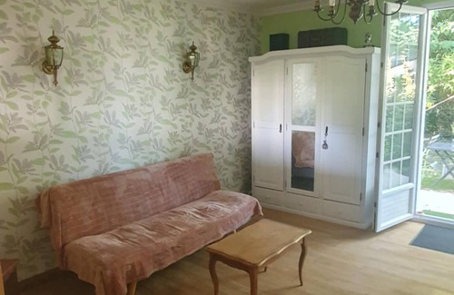 Orvault House | Rent house42 m²quiped,garden,animals,40 €/night,prèsNantes,séjour max14nuit