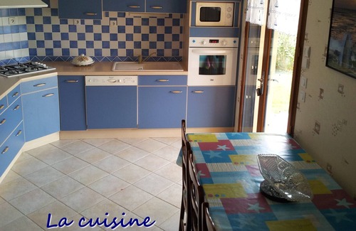 Cherrueix Apartment | Rent in bay(berry) of the holy mountain michel
