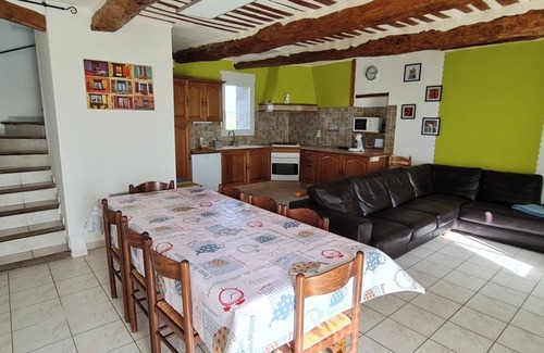 Jonquieres House | Rental for 9 people with swimming pool, near Orange