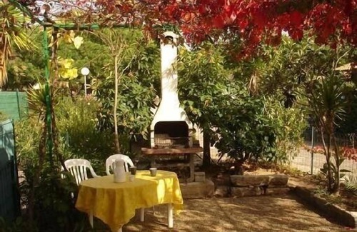 Molini Apartment | Rental Porticcio Agosta Air conditioning 200 m from the sea, garden and barbecue