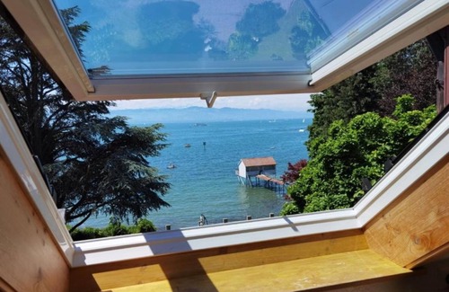 Wasserburg Apartment | Rental-Superior-Private Bathroom-Lake view-Säntis