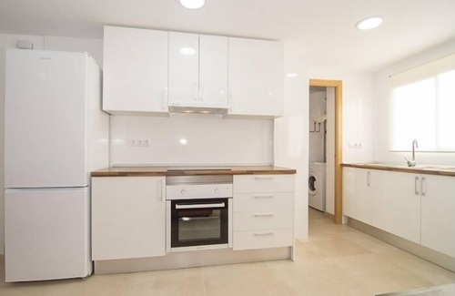 El Cabanyal Apartment | Rental unit in València · ★4.58 · 3 bedrooms · 4 beds · 1 bath