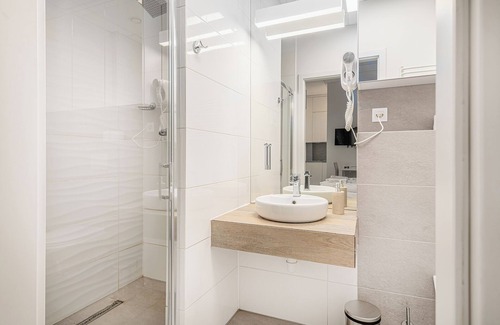 Wlochy Apartment | RentPlanet - Studio Aleje Jerozolimskie