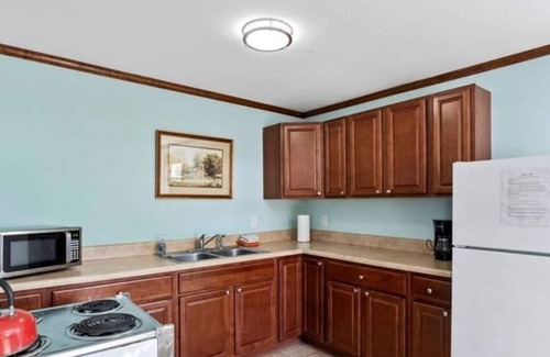 Hot Springs Apartment | Reopened since Helene! Stay right in the heart of Hot Springs, NC