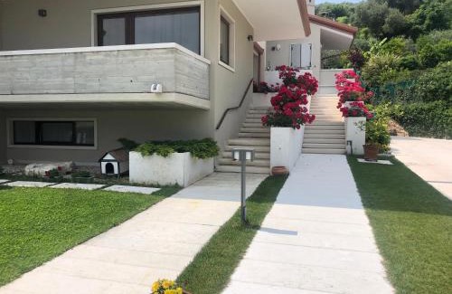 Domegliara Villa | RESIDENZA VILLA LEONIDA