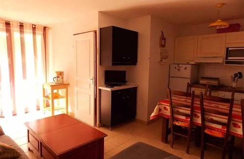 Montauban-de-Luchon Apartment | Residence Balcons Du Golf - LUCHON MONTAUBAN APARTMENT FOR 6 PER. THE DRC