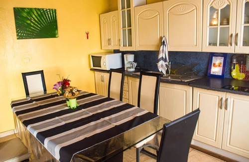 Douala Bed & Breakfast | Residence BOREL (Furnished Furnished Apartments)