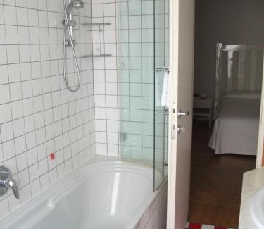 Borgonuovo Apartment | Residence Borgonuovo Uno Apartments