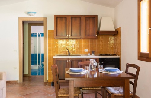 Tanaunella House | Residence Bouganvillage