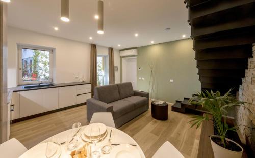Omegna House | Residence Casa Coppa Appartamento Duplex