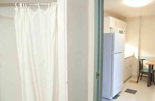 Barrie Apartment | Residence & Conference Centre - Barrie
