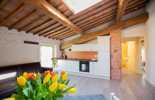 Cola House | Residence Corte San Carlo