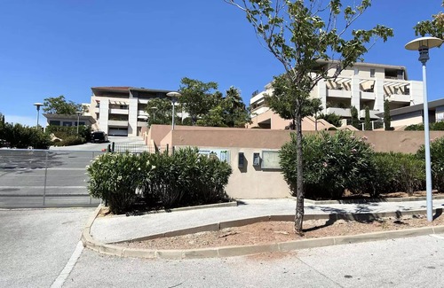 La Bouverie Apartment | Residence Coteaux D'Argens - Appt 2 rooms 4 beds ROQUEBRUNE ON ARGENS