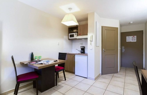 Rousset Apartment | Residence Garden & City Aix-en-Provence Rousset* - Studio for 2 people