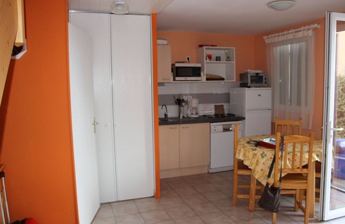 Calvisson House | Residence in the Mas des Vignes area, 2 swimming pools, parking, 6 people