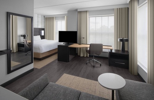 Isle of Palms Hotel | Residence Inn By Marriott Jacksonville - Mayo Clinic Area