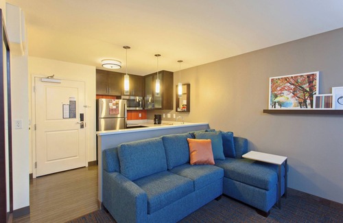 Shoreline West Hotel | Residence Inn by Marriott Palo Alto Mountain View