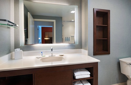 Aksarben - Elmwood Park Hotel | Residence Inn by Marriott Omaha Aksarben Village