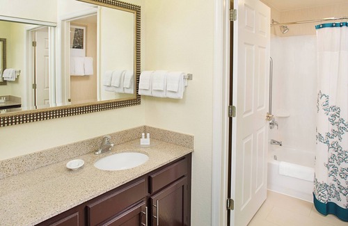 Innsbrook Hotel | Residence Inn by Marriott Richmond Northwest