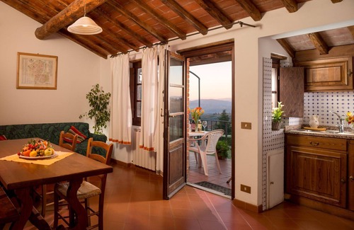 San Donato in Fronzano Apartment | Residence in San Donato Fronzano with 2 bedrooms sleeps 4