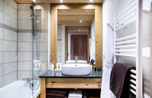 La Clusaz Apartment | Residence Les Grandes Alpes* - 3 Rooms 10 People - D21