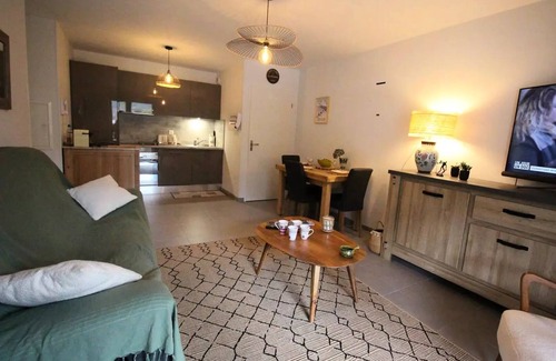 Montauban-de-Luchon Apartment | Residence Pics Des Pyrenees - Close to Golf - 3 Rooms Grande Balcon South - Garage
