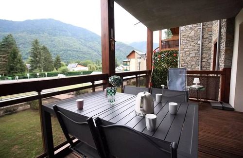 Montauban-de-Luchon Apartment | Residence Pics Des Pyrenees - Close to Golf - 3 Rooms Grande Balcon South - Garage