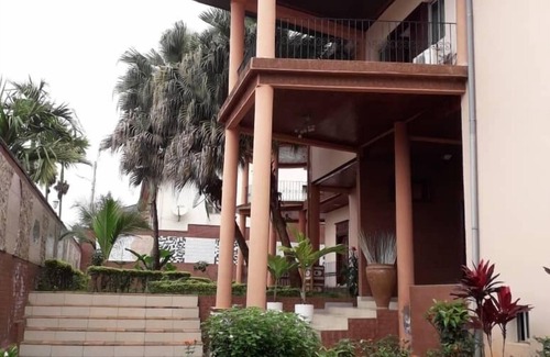 Yaounde House | Residence Rachetou, residential area